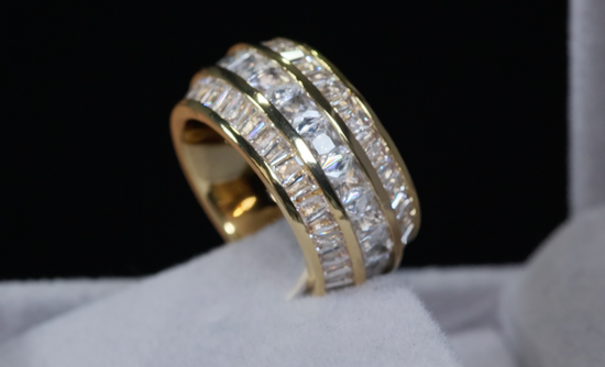 Mens Gold Diamond Wedding Ring