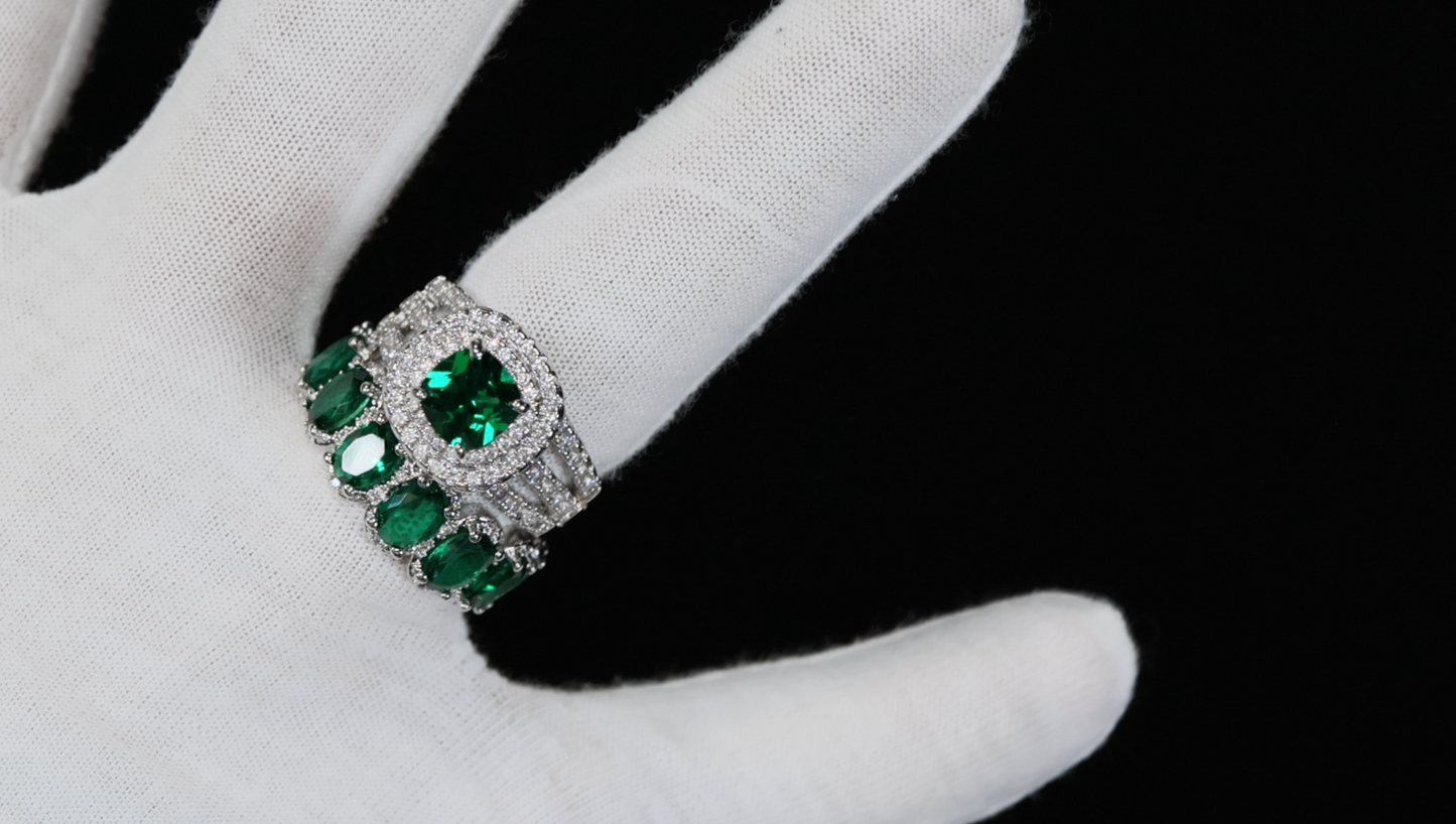 Womens Green Cushion Diamond Ring Set