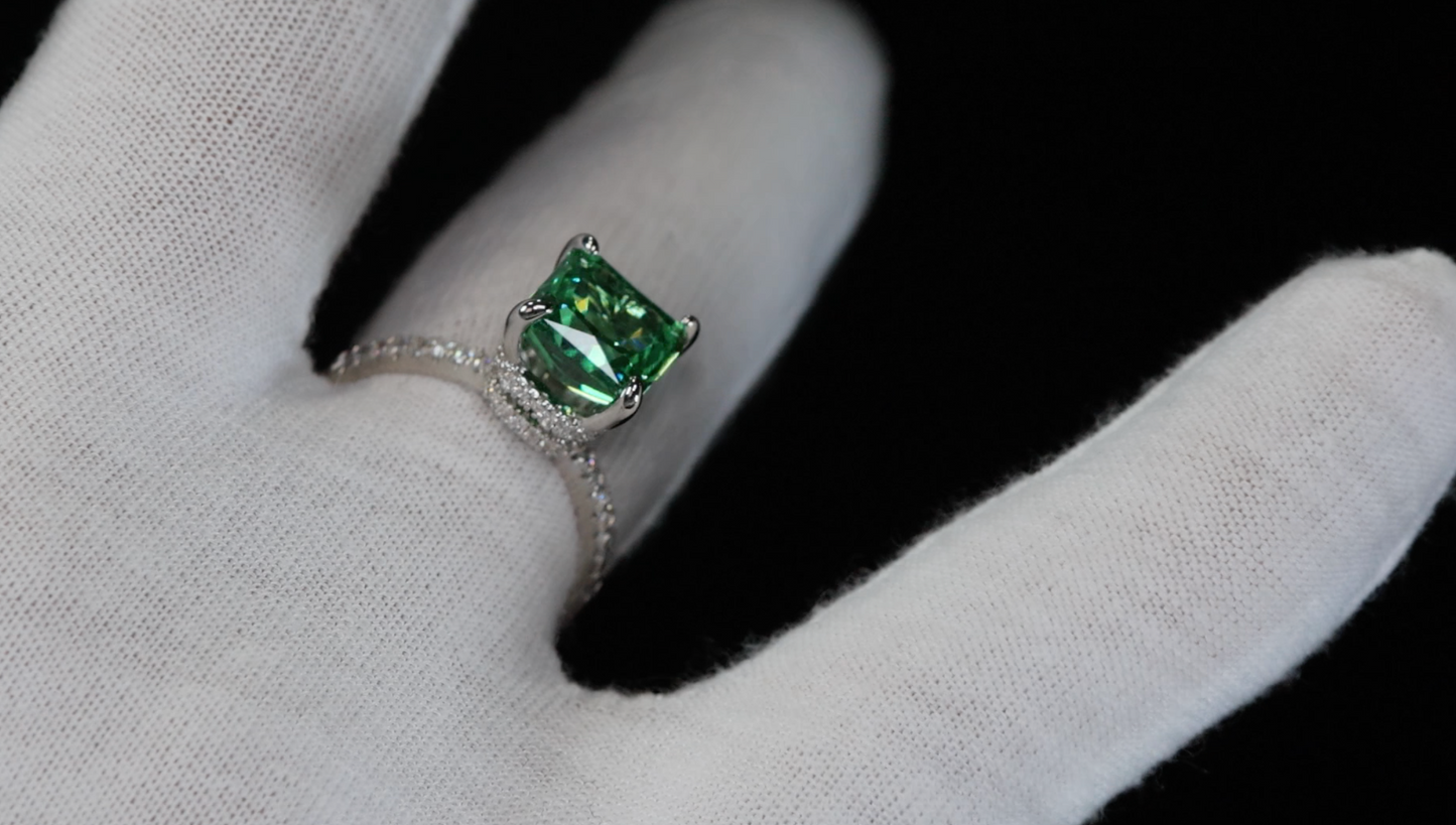 Womens Green Diamond Ring