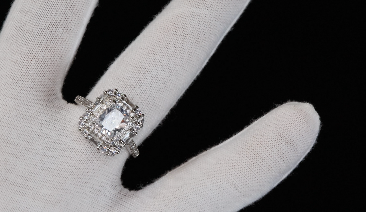 Radiant Cut Diamond Engagement Ring | Womens Radiant Diamond Rings