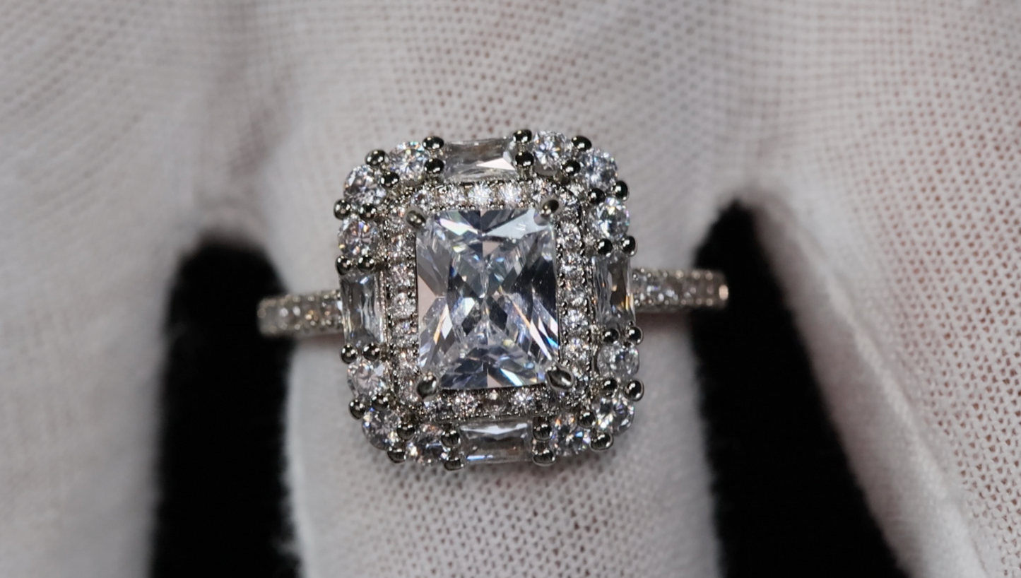 Radiant Cut Diamond Engagement Ring | Womens Radiant Diamond Rings