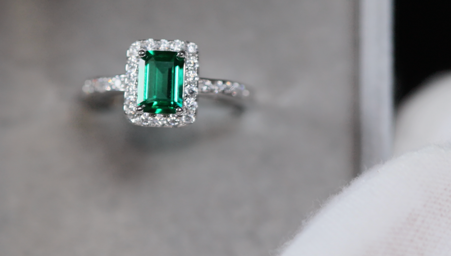 Silver Green Emerald Diamond Wedding Ring