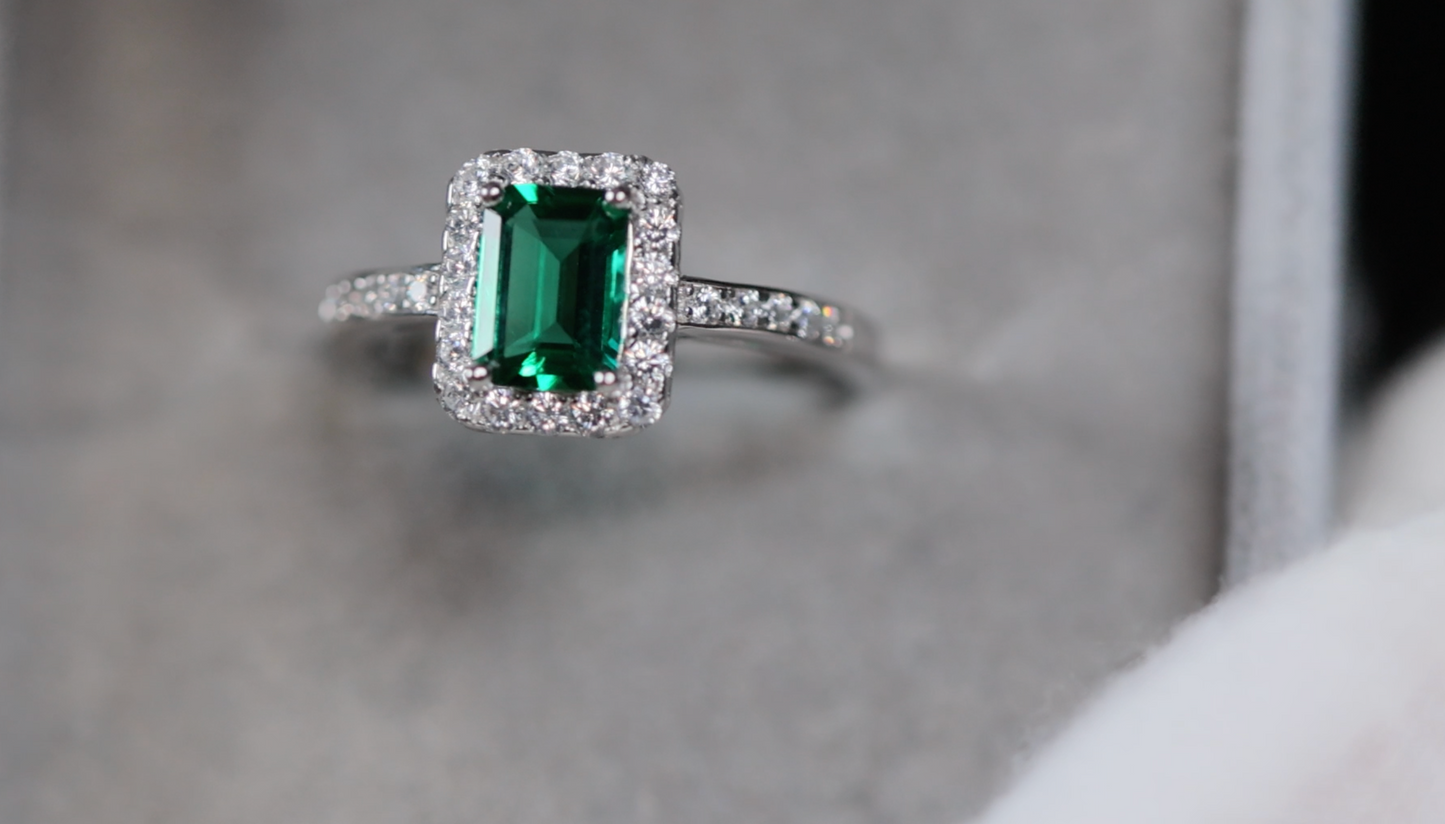 Silver Green Emerald Diamond Wedding Ring