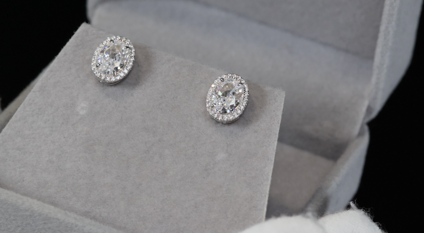 Silver Lab Diamond Ear Studs