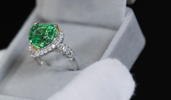 Green Diamond Heart Ring | Diamond Heart Ring | Green Diamond Ring