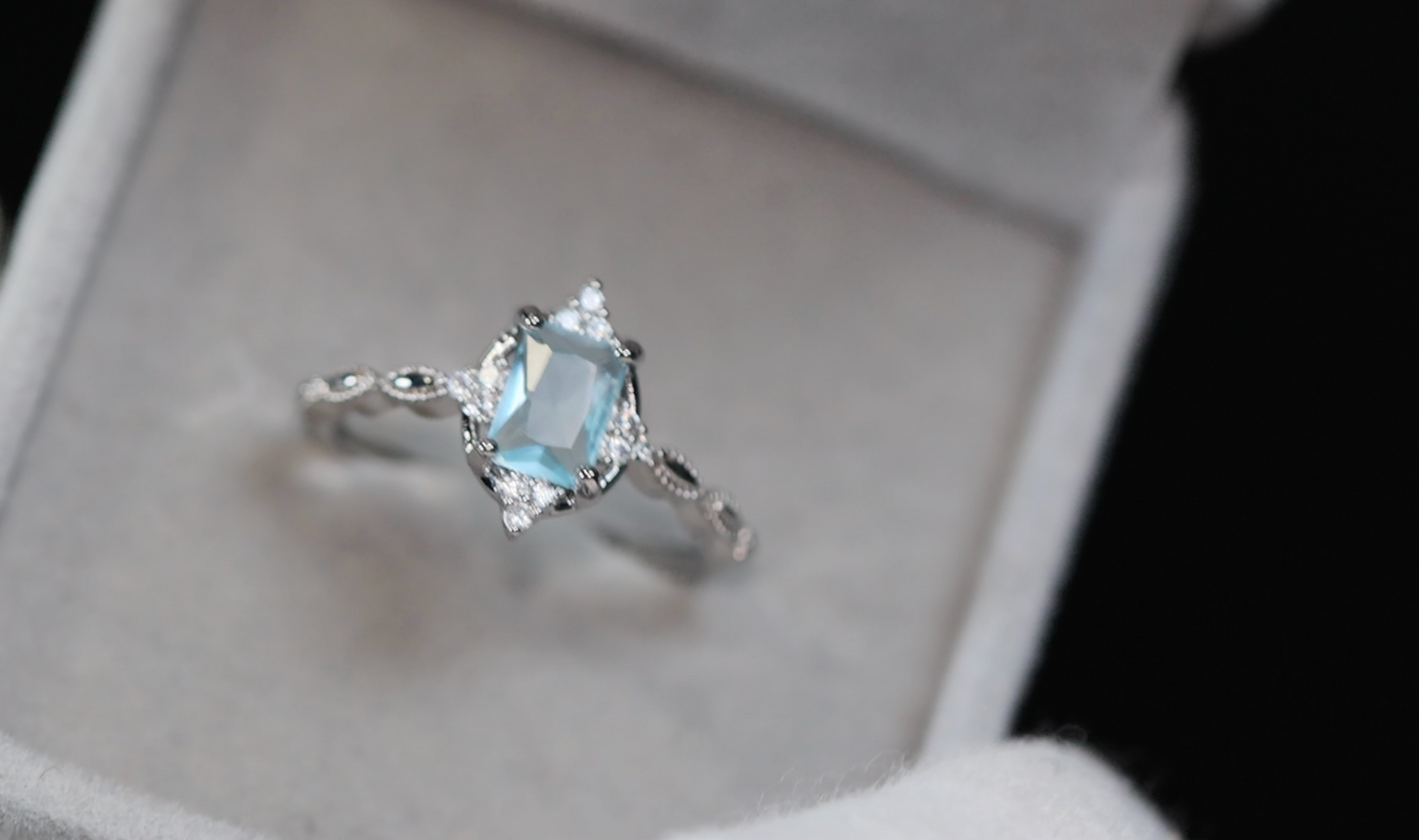 Blue Diamond Ring | Blue Diamond Engagement Ring