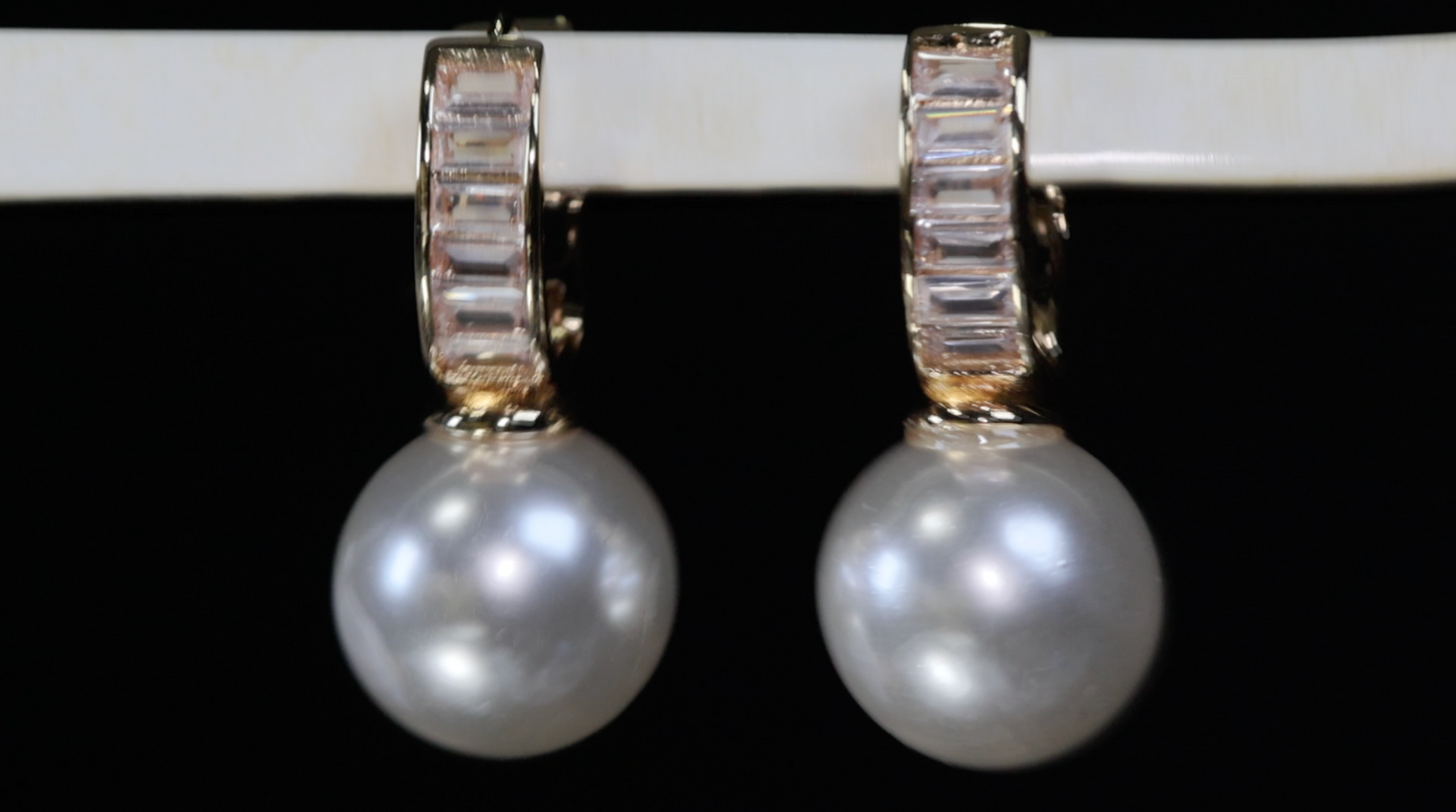 Baguette Pearl Earrings 