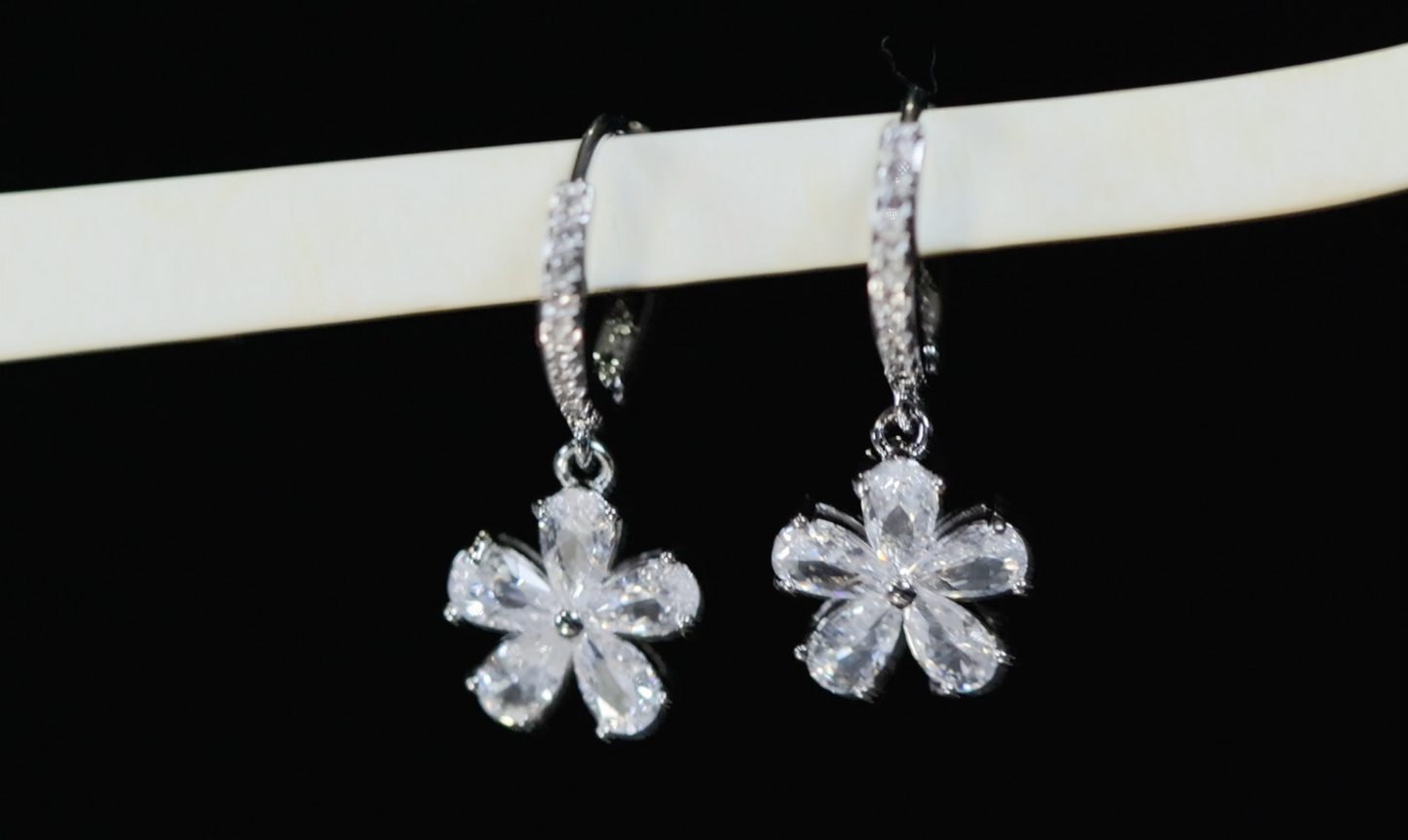 Womens Flower Diamond Earrings