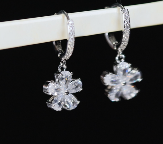 Womens Flower Diamond Earrings