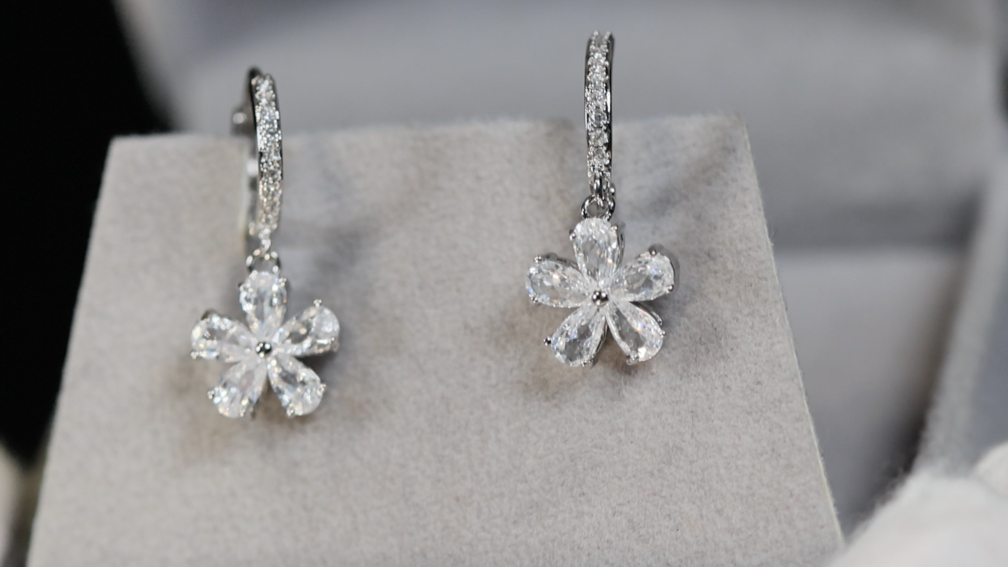 Womens Flower Diamond Earrings