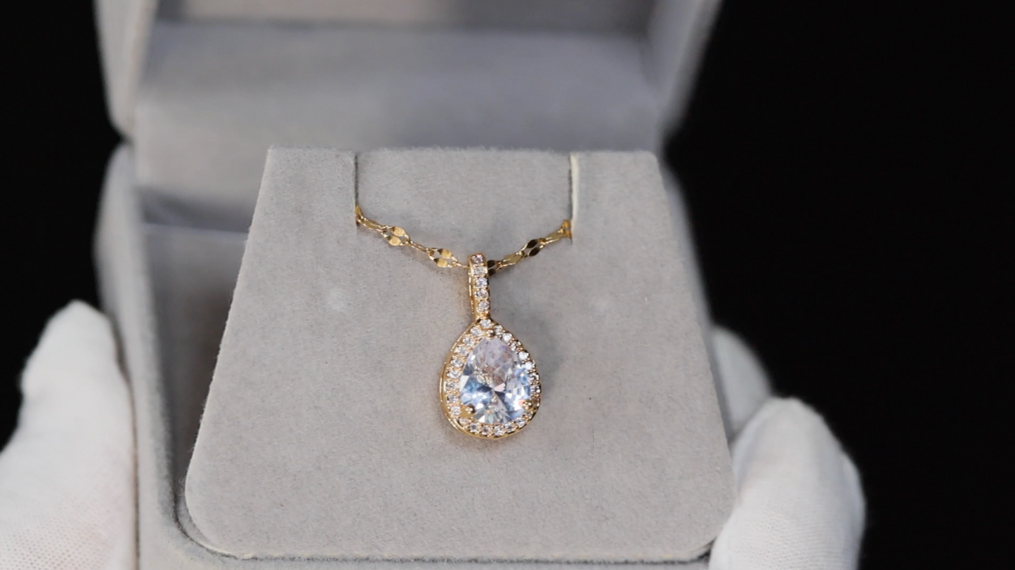 Gold Pear Cut Diamond Pendant | Gold Teardrop Pendant