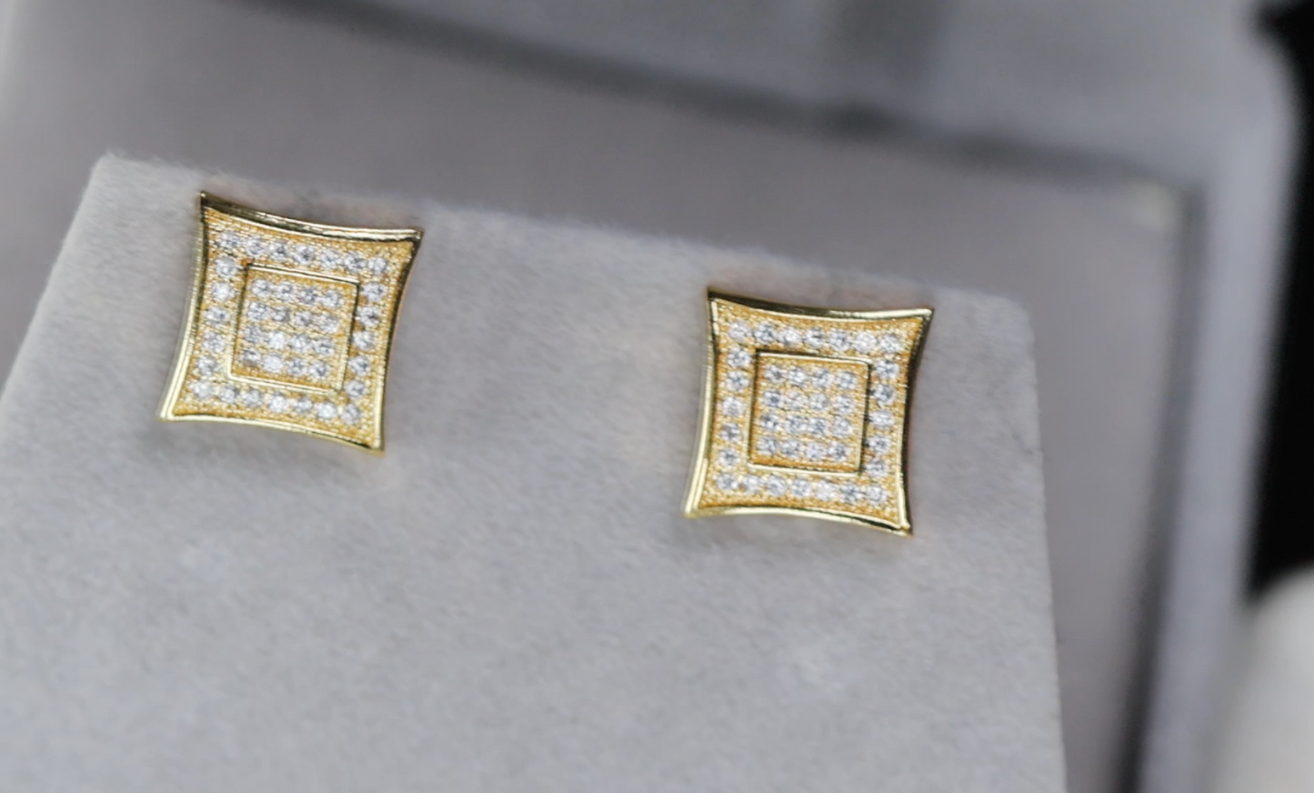 Gold Ear Studs | Womens Diamond Ear Studs | Mens Diamond Ear Studs