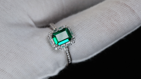 Lab Grown Colombian Emerald Ring | Lab Grown Green Diamond Ring