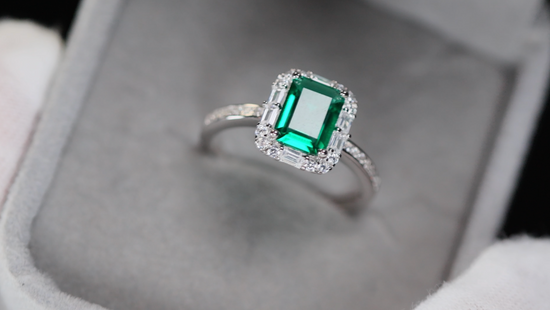 Lab Grown Colombian Emerald Ring | Lab Grown Green Diamond Ring