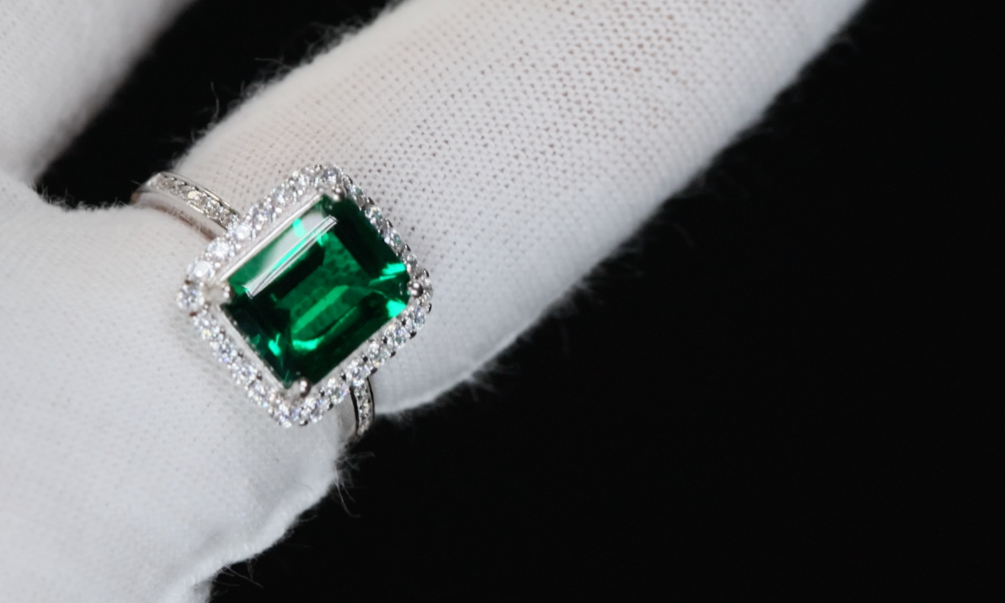 Lab Grown Colombian Emerald Ring | Lab Grown Diamond Engagement Ring