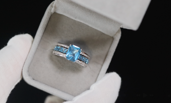Blue Gemstone Ring | Blue Diamond Ring | Big Blue Diamond Ring