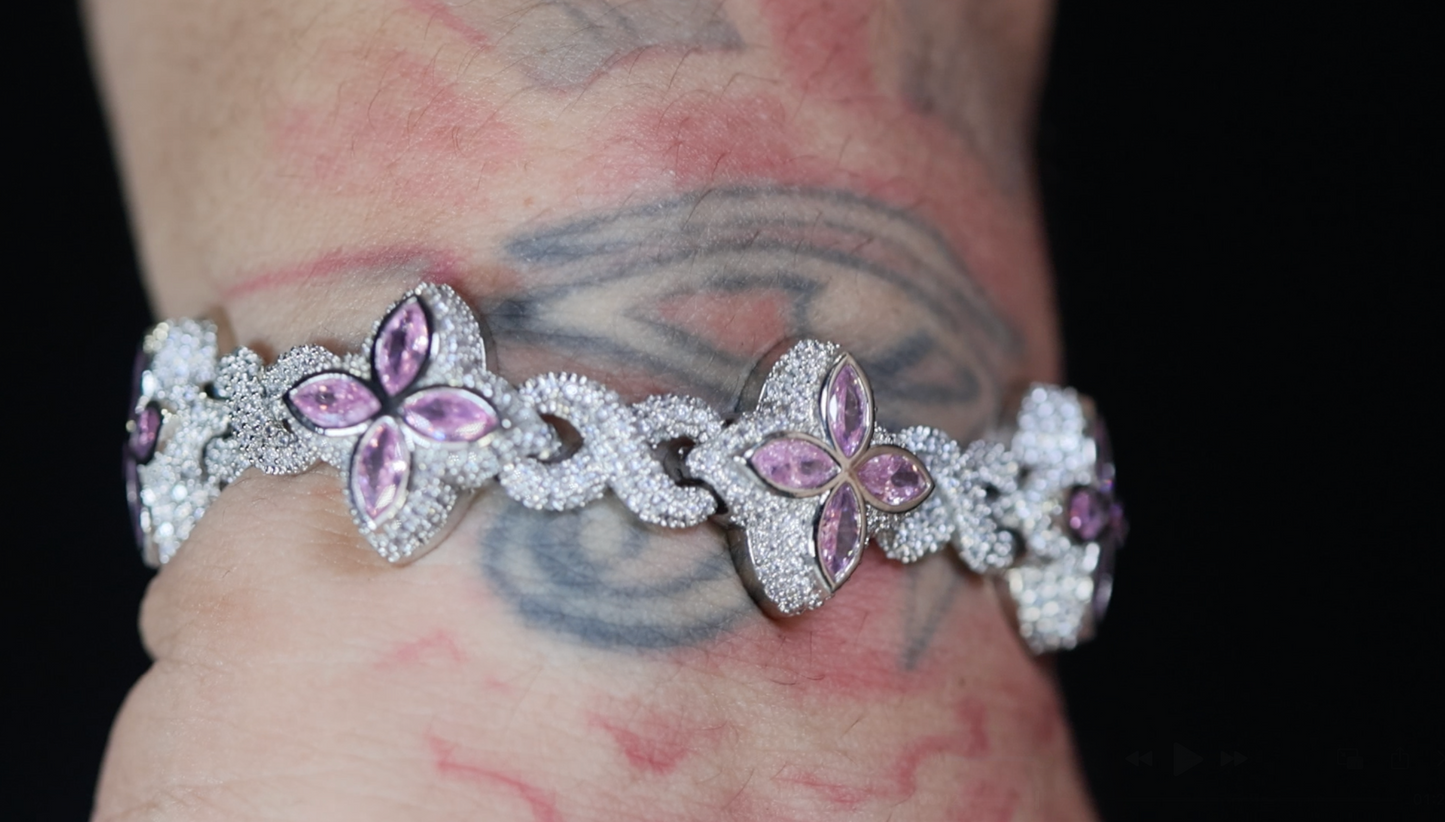 Silver Pink Diamond Clover Bracelet