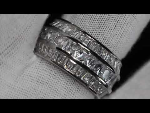 Load and play video in Gallery viewer, Mens Baguette Diamond Ring
