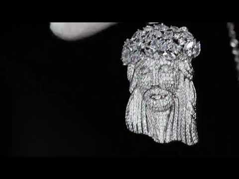 Iced out jesus head pendant