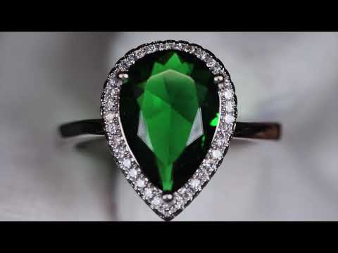 Green Pear Cut Diamond Ring