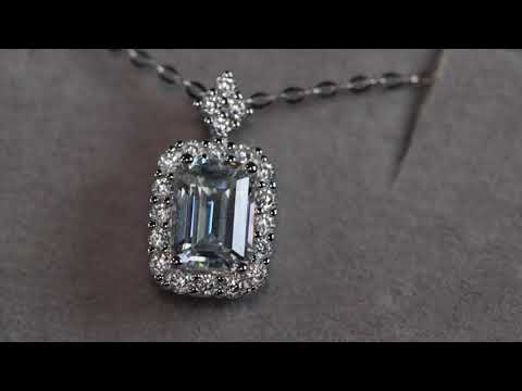 Load and play video in Gallery viewer, Womens Moissanite Diamond Pendant
