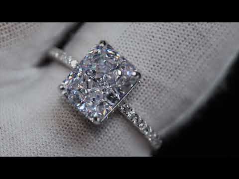 Load and play video in Gallery viewer, Womens Lab Grown Diamond Engagement Ring
