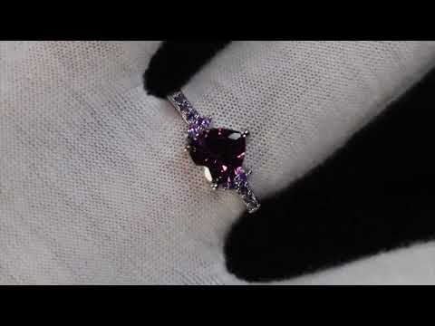 Load and play video in Gallery viewer, Purple Diamond Heart Ring
