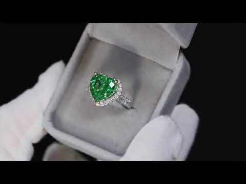 Green Diamond Heart Ring