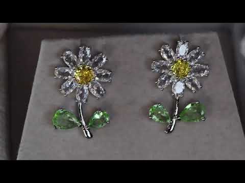 Load and play video in Gallery viewer, Flower Diamond Earrings
