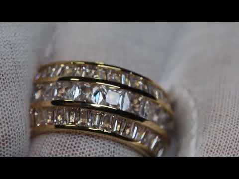 Load and play video in Gallery viewer, Mens Gold Baguette Diamond Wedding Ring
