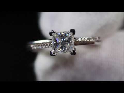 princess cut moissanite diamond ring