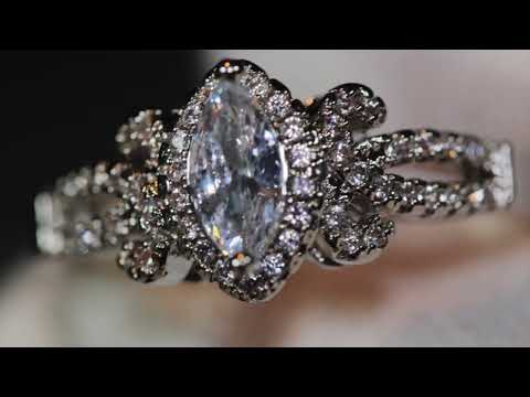 Load and play video in Gallery viewer, Marquise Diamond Engagement Ring 
