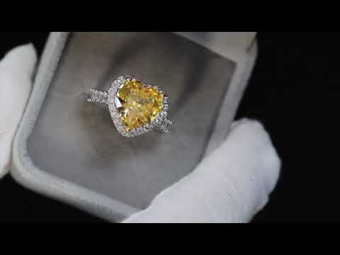 Load and play video in Gallery viewer, Yellow Diamond Heart Ring
