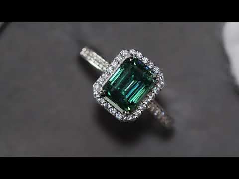 Load and play video in Gallery viewer, Womens Green Lab Diamond Ring
