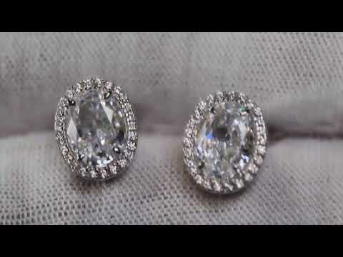 Load and play video in Gallery viewer, Oval Lab Diamond Ear Studs
