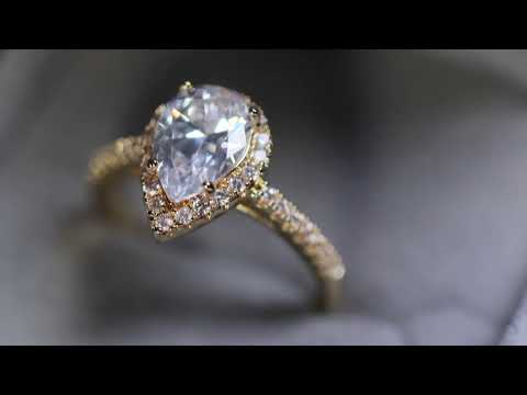 gold pear cut diamond ring