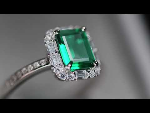 Load and play video in Gallery viewer, Colombian Emerald Ring
