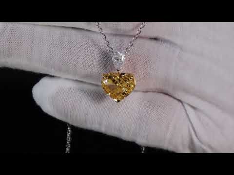 lab grown diamond heart pendant