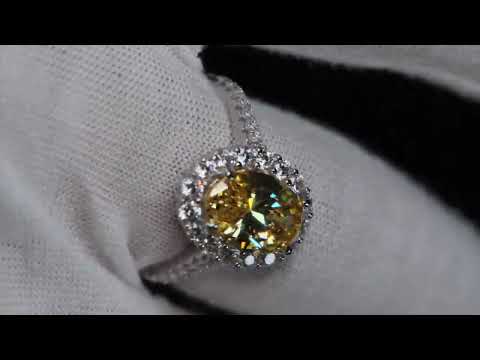 Load and play video in Gallery viewer, Womens Yellow Oval Diamond Ring
