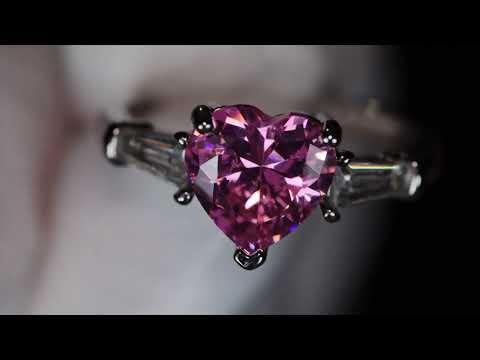 Load and play video in Gallery viewer, Pink Diamond Heart Ring
