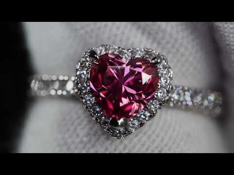 Load and play video in Gallery viewer, Pink Moissanite Diamond Heart Ring
