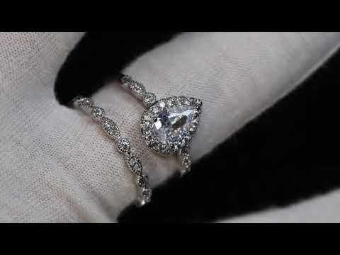 Load and play video in Gallery viewer, Engagement Ring Set
