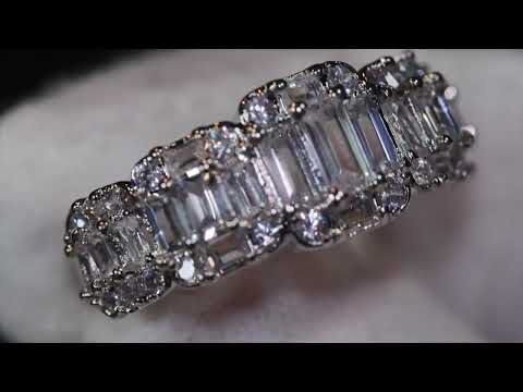 Load and play video in Gallery viewer, Baguette Ring
