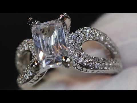 womens big engagement ring