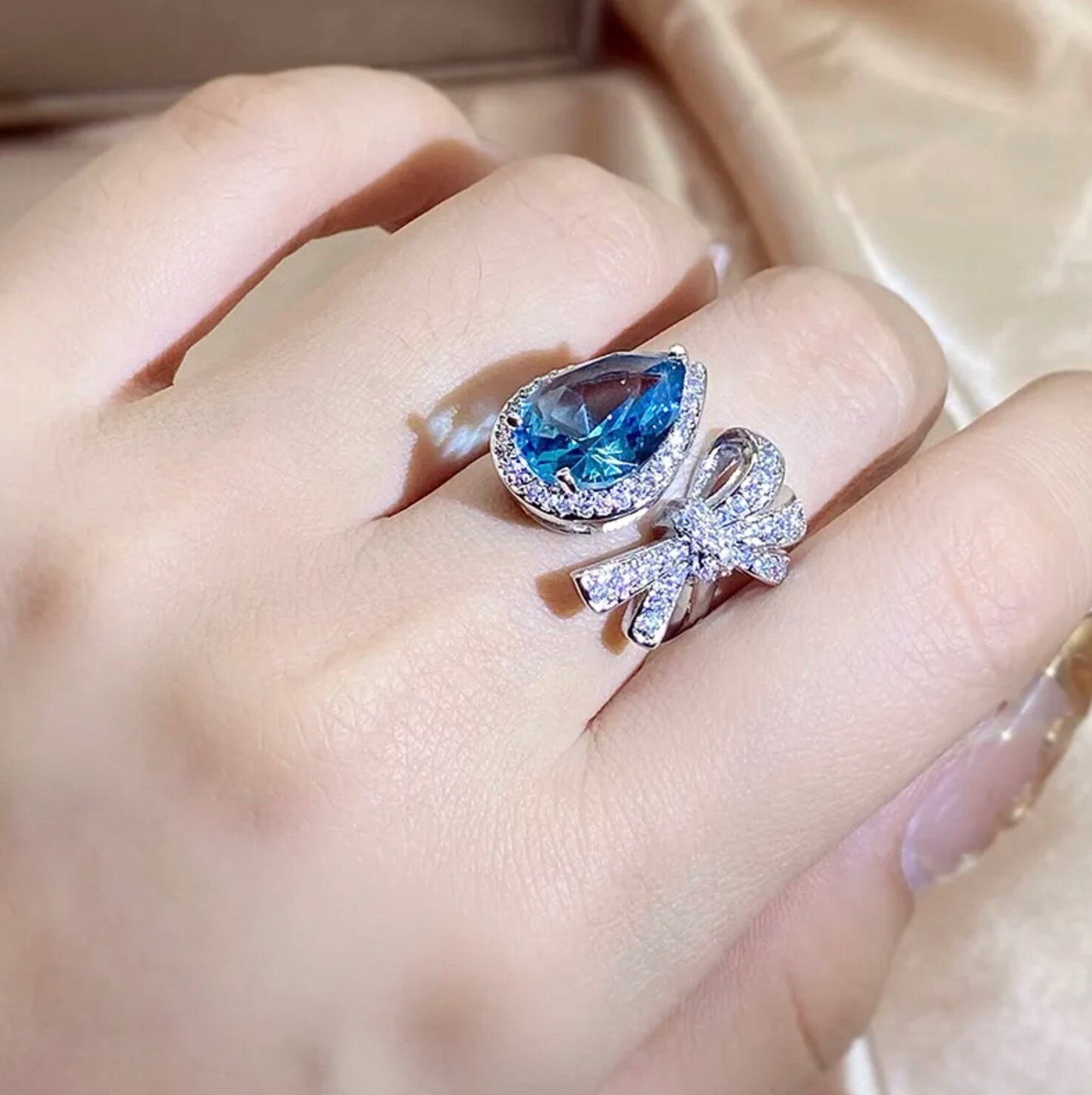 Aquamarine Blue Diamond Ring | Womens Ribbon Ring